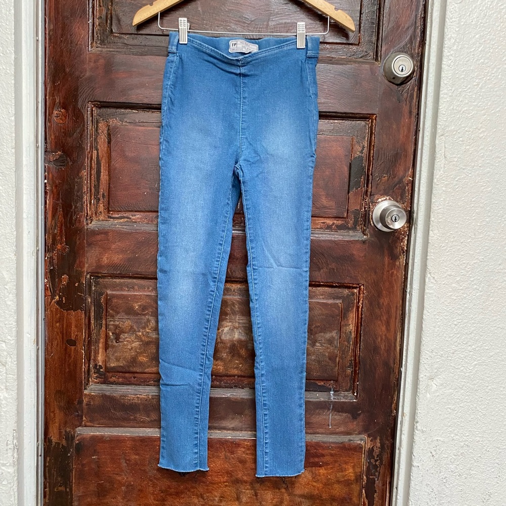Free People high rise jegging - Picture 1 of 12